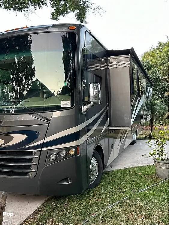 Contact us now about this 2016 Thor Motor Coach Miramar 34.3! 2016 Miramar 34.3 by Thor Motor Coach from Pop RVs in Fort Pierce, Florida