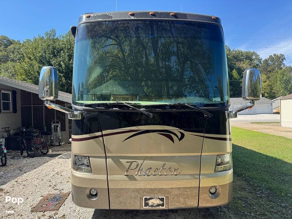 Contact us now about this 2008 Tiffin Phaeton 40QDH! 2008 Phaeton 40QDH by Tiffin from Pop RVs in Rogers, Arkansas