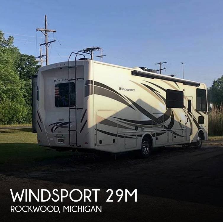 Email now about this 2017 Thor Motor Coach Windsport 29M! Used 2017 Thor Motor Coach Windsport 29M available in Rockwood, Michigan
