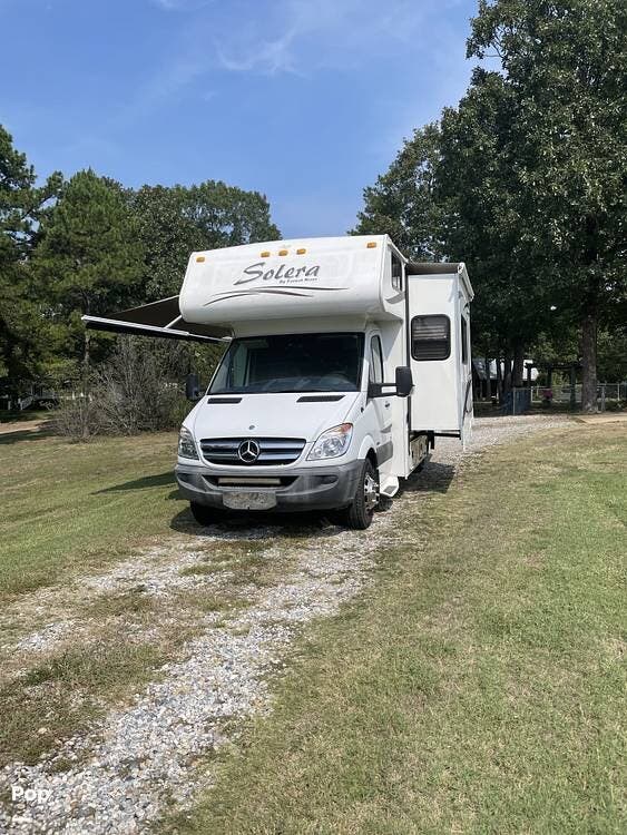 Call now about this 2011 Forest River Solera 24S! 2011 Forest River Solera 24S - Used Class C For Sale by Pop RVs in Perryville, Arkansas features Slideout, Generator, Awning, Air Conditioning