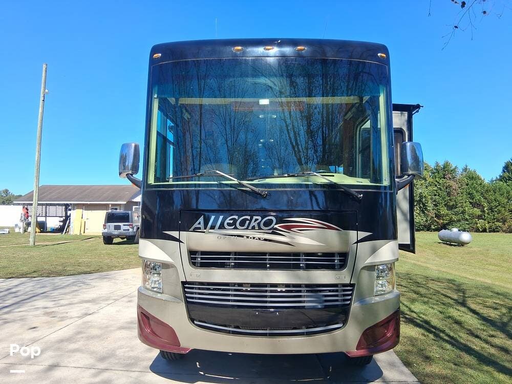 Used 2013 Tiffin Allegro 35QBA available in Lillington, North Carolina