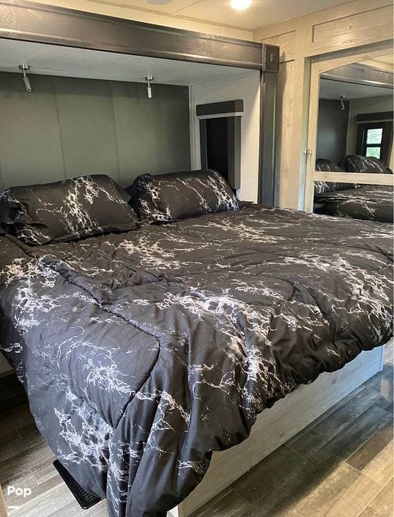 Used 2022 Keystone Alpine 3220RL available in Bailey, Colorado