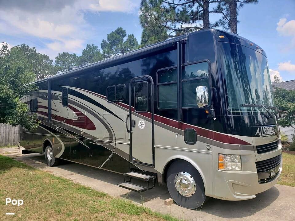Call now about this 2015 Tiffin Allegro Open Road 36LA! 2015 Tiffin Allegro Open Road 36LA - Used Class A For Sale by Pop RVs in Vass, North Carolina features Leveling Jacks, Generator, Slideout, Air Conditioning, Awning