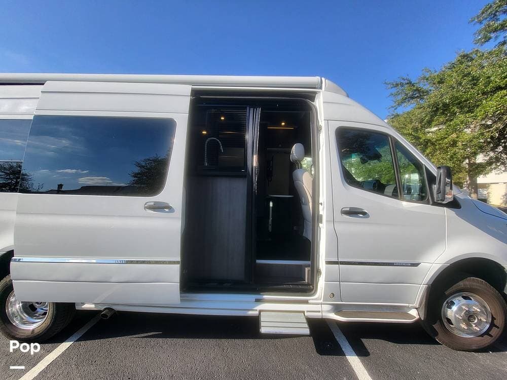 Contact us now about this 2024 Airstream Interstate GT 4x4! 2024 Interstate GT 4x4 by Airstream from Pop RVs in Orlando, Florida