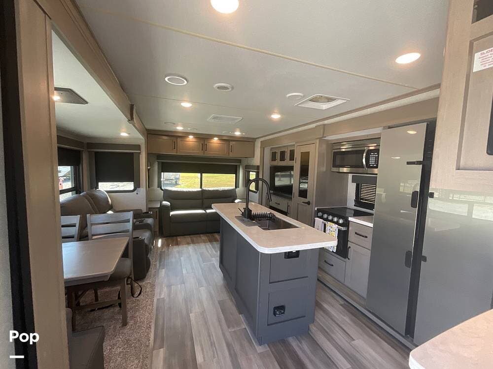 Contact us now about this 2023 Grand Design Reflection 315RLTS! 2023 Reflection 315RLTS by Grand Design from Pop RVs in Six Mile, South Carolina
