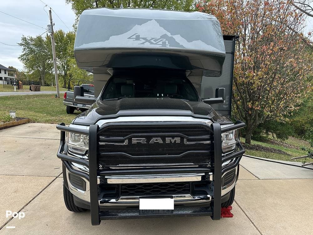 Call now about this 2022 Dynamax Corp Isata 5 28SS 4X4! 2022 Dynamax Corp Isata 5 28SS 4X4 - Used Super C For Sale by Pop RVs in Labadie, Missouri features Awning, Generator, Leveling Jacks, Slideout, Air Conditioning