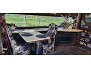 Contact us now about this 2016 Winnebago Ellipse Ultra 42HL! 2016 Ellipse Ultra 42HL by Winnebago from Pop RVs in Mountain Home, Arkansas