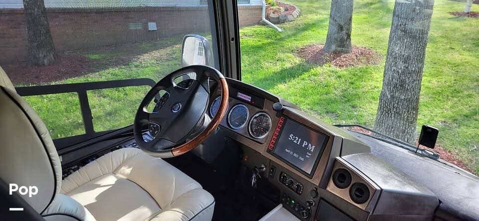 Call now about this 2016 Winnebago Ellipse Ultra 42HL! 2016 Winnebago Ellipse Ultra 42HL - Used Diesel Pusher For Sale by Pop RVs in Mountain Home, Arkansas features Slideout, Generator, Awning, Leveling Jacks, Air Conditioning