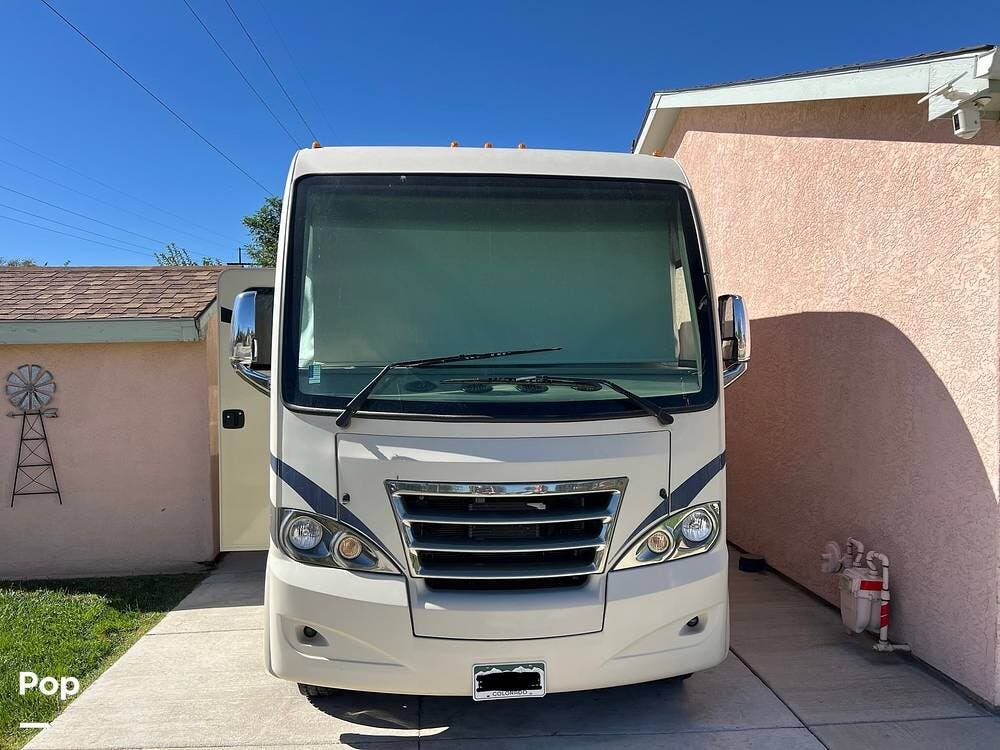 Contact us now about this 2017 Thor Motor Coach Axis 25.3! 2017 Axis 25.3 by Thor Motor Coach from Pop RVs in Pueblo, Colorado