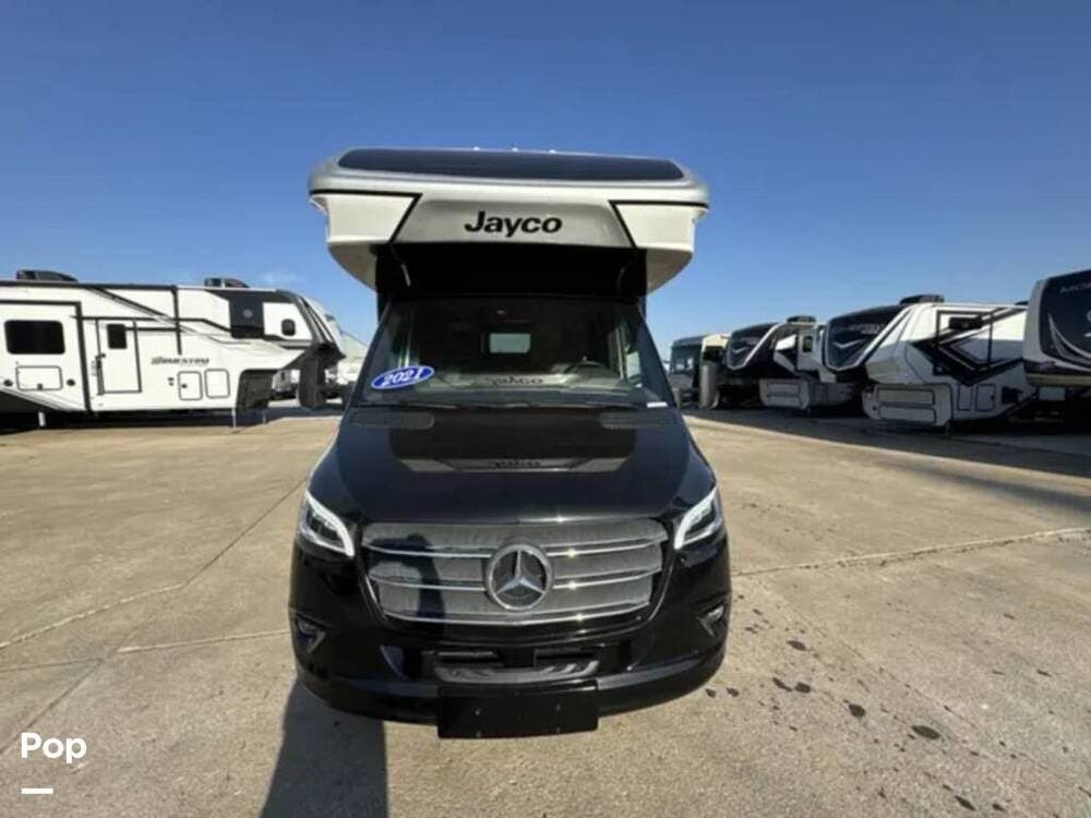 Call now about this 2021 Jayco Melbourne Prestige 24tp! 2021 Jayco Melbourne Prestige 24tp - Used Class C For Sale by Pop RVs in Springfield, Missouri features Slideout