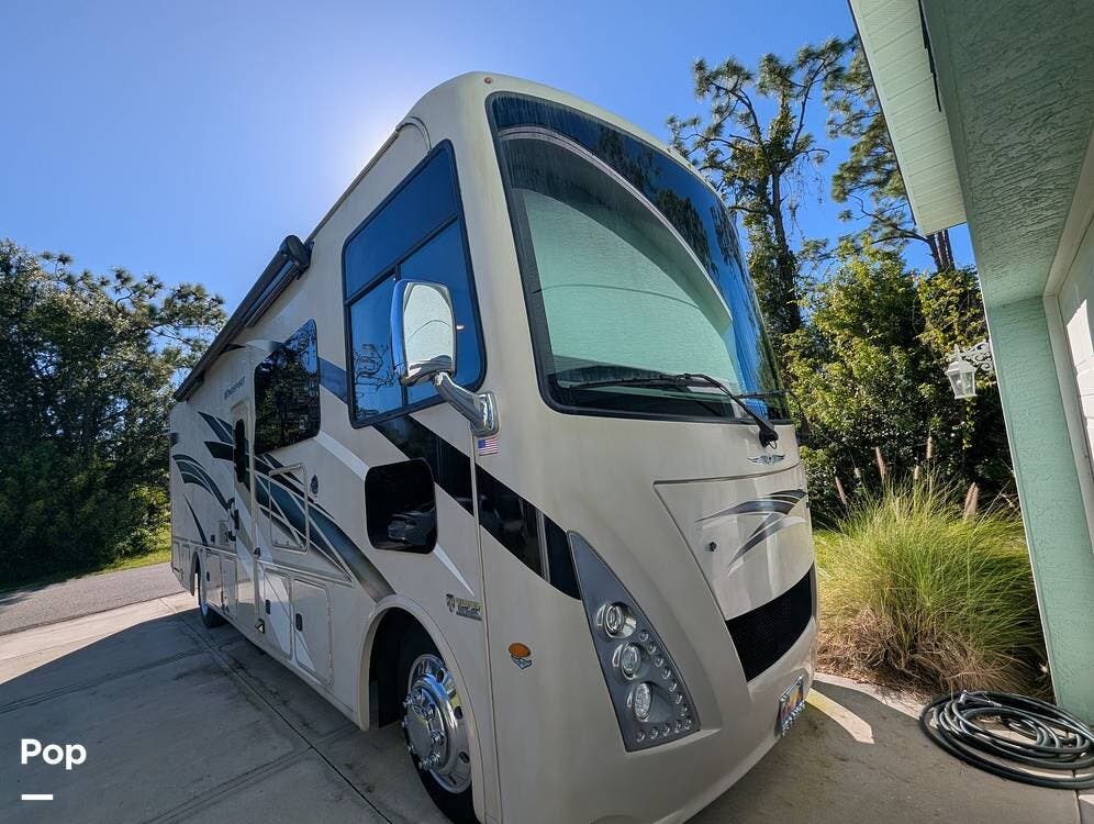 Call now about this 2021 Thor Motor Coach Windsport 31C! 2021 Thor Motor Coach Windsport 31C - Used Class A For Sale by Pop RVs in Port Charlotte, Florida features Air Conditioning, Awning, Leveling Jacks, Generator, Slideout