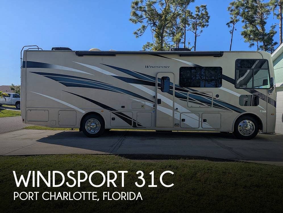 Email now about this 2021 Thor Motor Coach Windsport 31C! Used 2021 Thor Motor Coach Windsport 31C available in Port Charlotte, Florida