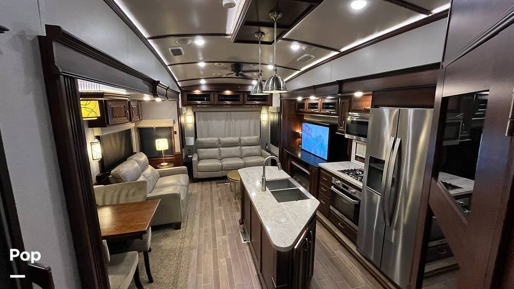 Contact us now about this 2020 Jayco Pinnacle 36FBTS! 2020 Pinnacle 36FBTS by Jayco from Pop RVs in Parrish, Florida