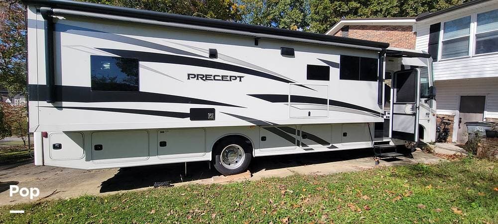 Contact us now about this 2024 Jayco Precept 34G! 2024 Precept 34G by Jayco from Pop RVs in Talbott, Tennessee