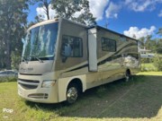 Call now about this 2013 Winnebago Sightseer 33C! 2013 Winnebago Sightseer 33C - Used Class A For Sale by Pop RVs in Ocala, Florida features Air Conditioning, Slideout, Generator, Awning