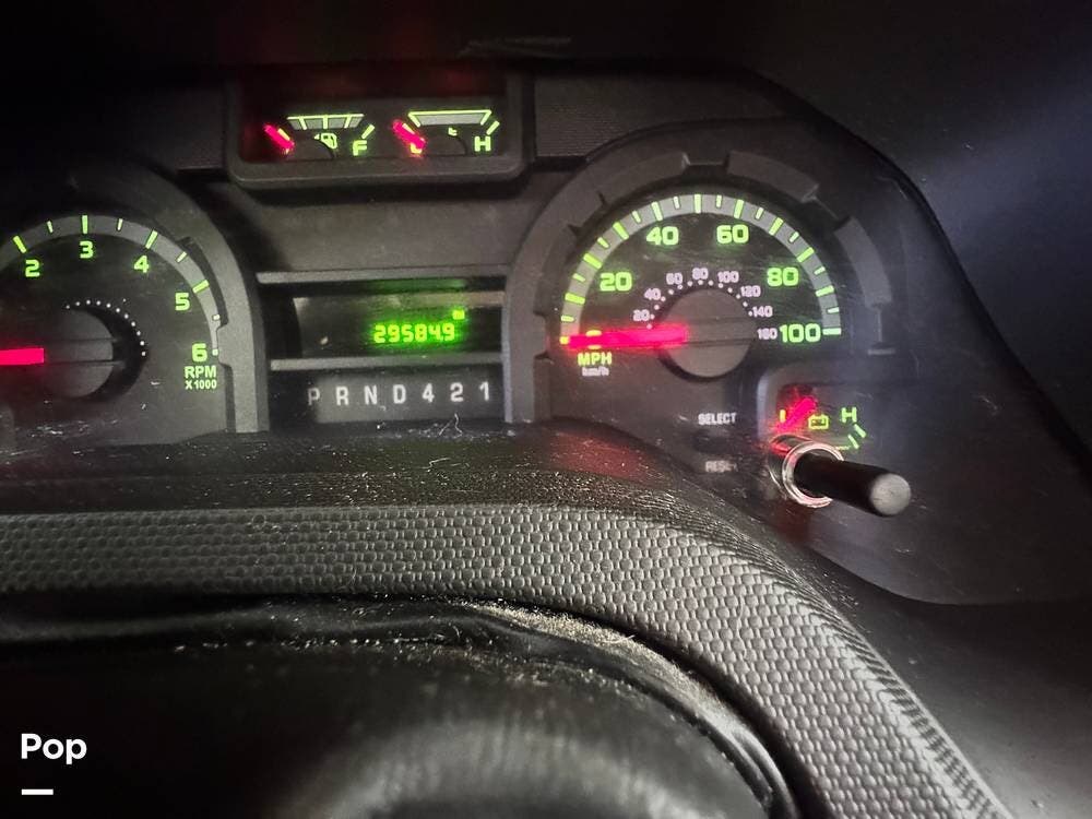 Used 2016 Thor Motor Coach Freedom Elite 29FE available in Leesburg, Florida