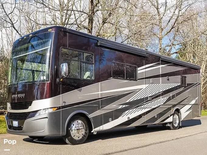 Call now about this 2022 Tiffin Allegro Open Road 34 PA! 2022 Tiffin Allegro Open Road 34 PA - Used Class A For Sale by Pop RVs in Sparks, Nevada features Awning, Leveling Jacks, Slideout, Generator, Air Conditioning