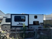 Call now about this 2022 Jayco Jay Flight 184BS! 2022 Jayco Jay Flight 184BS - Used Travel Trailer For Sale by Pop RVs in Thibodaux, Louisiana features Air Conditioning, Leveling Jacks, Slideout, Awning