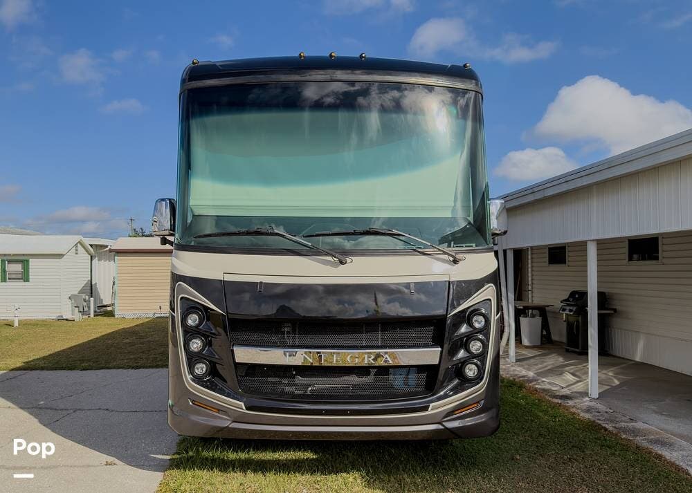 Call now about this 2022 Entegra Coach Vision XL 34B! 2022 Entegra Coach Vision XL 34B - Used Class A For Sale by Pop RVs in Bartow, Florida features Leveling Jacks, Awning, Slideout, Generator, Air Conditioning