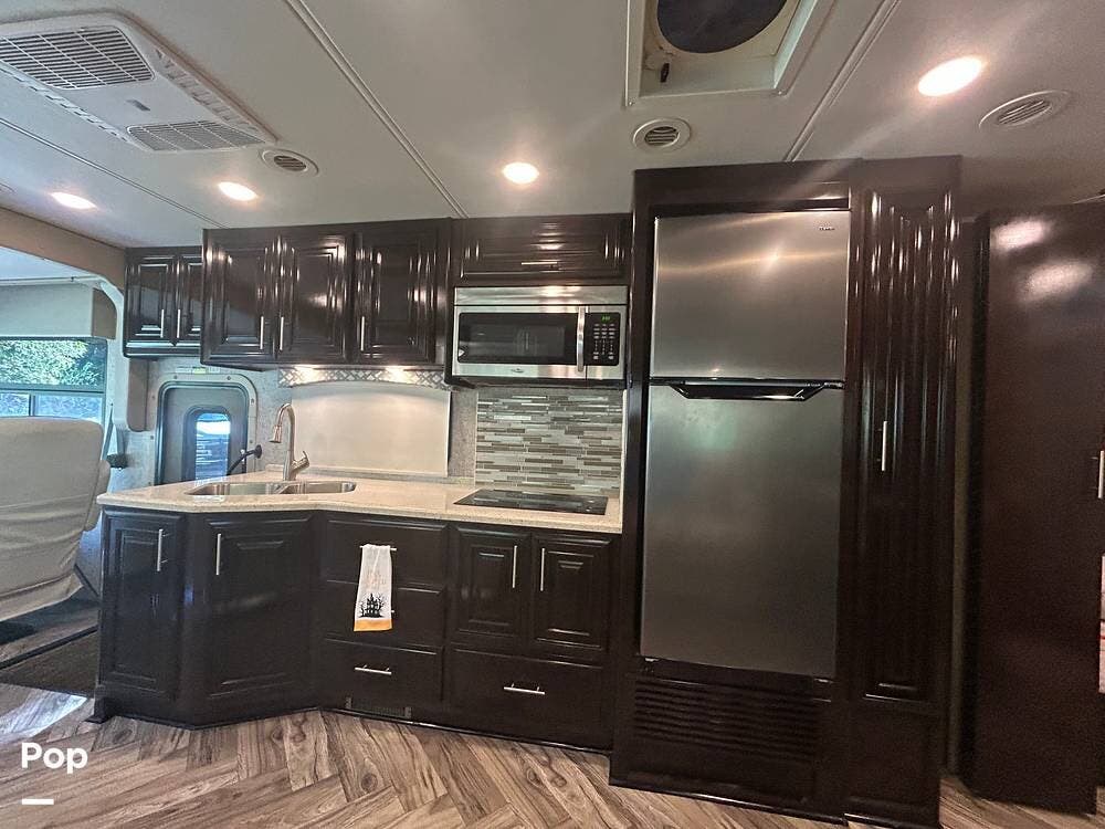 Used 2019 Thor Motor Coach Miramar 37.1 available in Gainesville, Florida