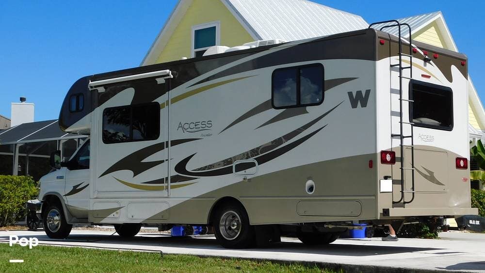 Contact us now about this 2013 Winnebago Access 26QP! 2013 Access 26QP by Winnebago from Pop RVs in Vero Beach, Florida
