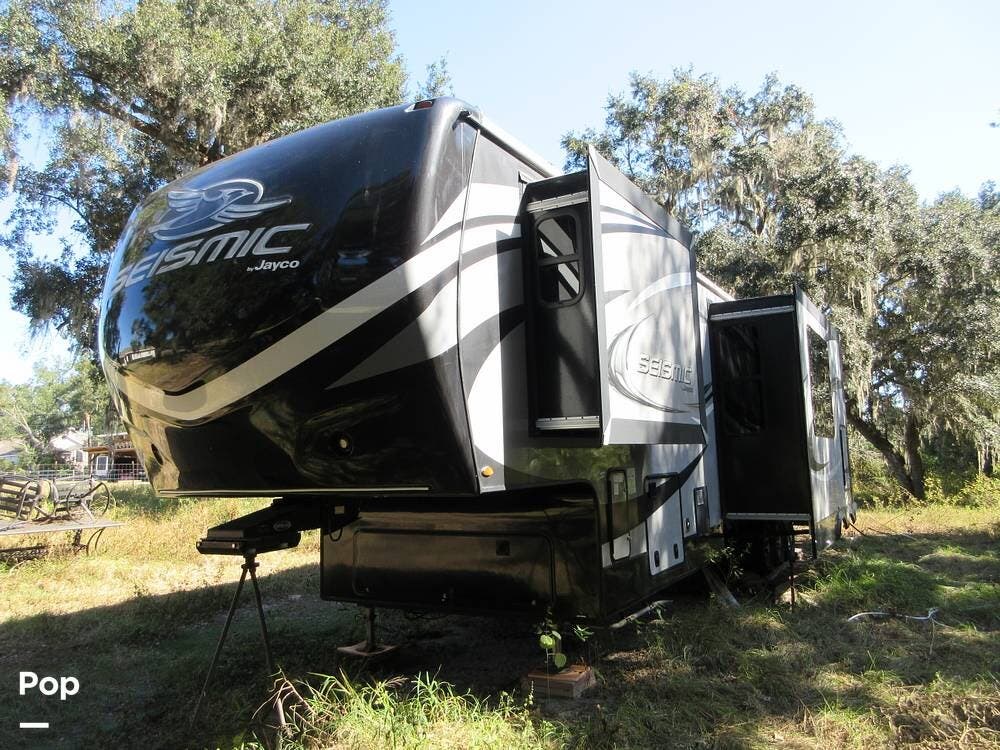 Used 2017 Jayco Seismic 4212 available in Valrico, Florida