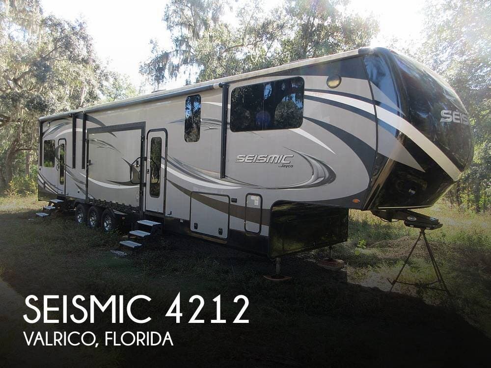 Email now about this 2017 Jayco Seismic 4212! Used 2017 Jayco Seismic 4212 available in Valrico, Florida