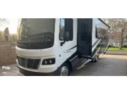 Contact us now about this 2017 Holiday Rambler Vacationer 33C! 2017 Vacationer 33C by Holiday Rambler from Pop RVs in New Brighton, Pennsylvania