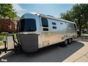 Call now about this 2016 Airstream Flying Cloud 26U! 2016 Airstream Flying Cloud 26U - Used Travel Trailer For Sale by Pop RVs in Lantana, Texas features Air Conditioning, Awning