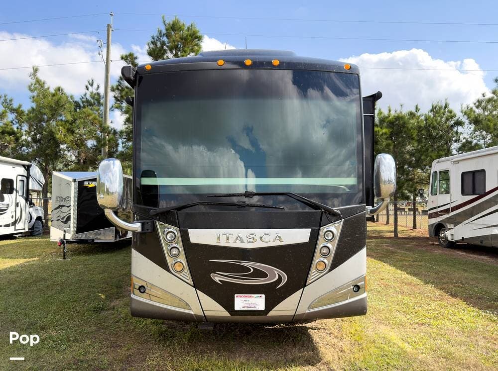 Call now about this 2013 Itasca Ellipse 42GD! 2013 Itasca Ellipse 42GD - Used Diesel Pusher For Sale by Pop RVs in Frostproof, Florida features Air Conditioning, Leveling Jacks, Awning, Slideout, Generator