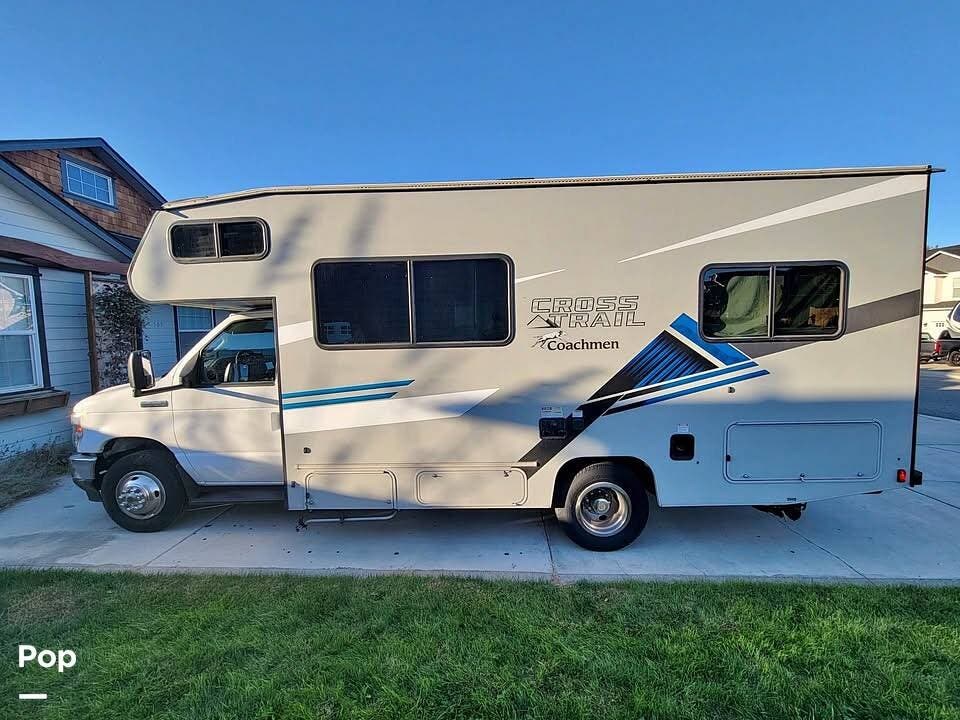 Call now about this 2023 Coachmen Cross Trail 22XG! 2023 Coachmen Cross Trail 22XG - Used Class C For Sale by Pop RVs in Richland, Washington features Air Conditioning, Generator, Awning