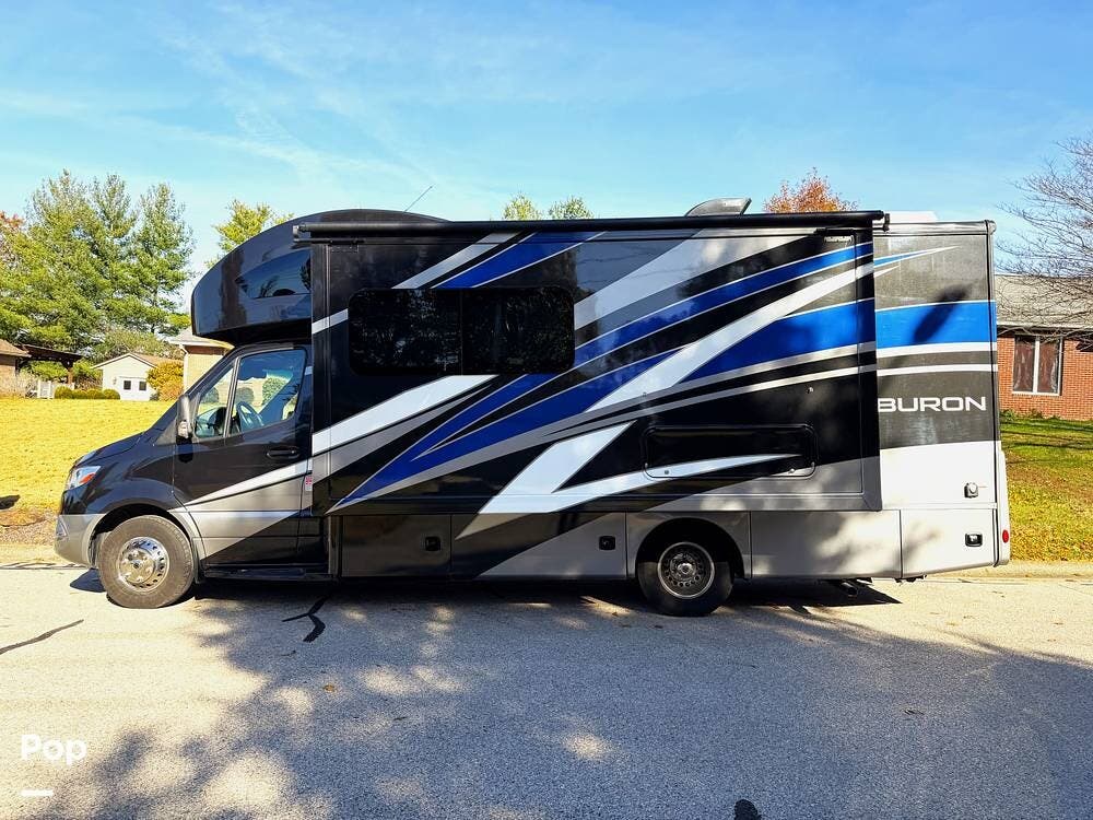 Call now about this 2021 Thor Motor Coach Tiburon 24FB! 2021 Thor Motor Coach Tiburon 24FB - Used Class C For Sale by Pop RVs in Jasper, Indiana features Generator, Slideout, Awning, Leveling Jacks, Air Conditioning