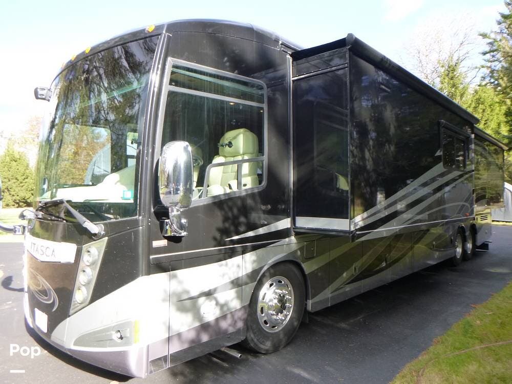 Used 2013 Itasca Ellipse 42GD available in Franklin, New Hampshire