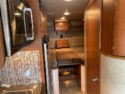 Call now about this 2010 Itasca Reyo 25R! 2010 Itasca Reyo 25R - Used Diesel Pusher For Sale by Pop RVs in Rio Rancho, New Mexico features Slideout, Leveling Jacks, Awning, Air Conditioning, Generator