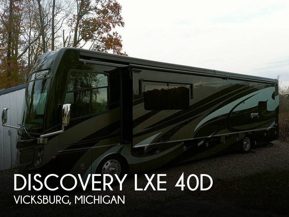 Email now about this 2019 Fleetwood Discovery LXE 40D! Used 2019 Fleetwood Discovery LXE 40D available in Vicksburg, Michigan