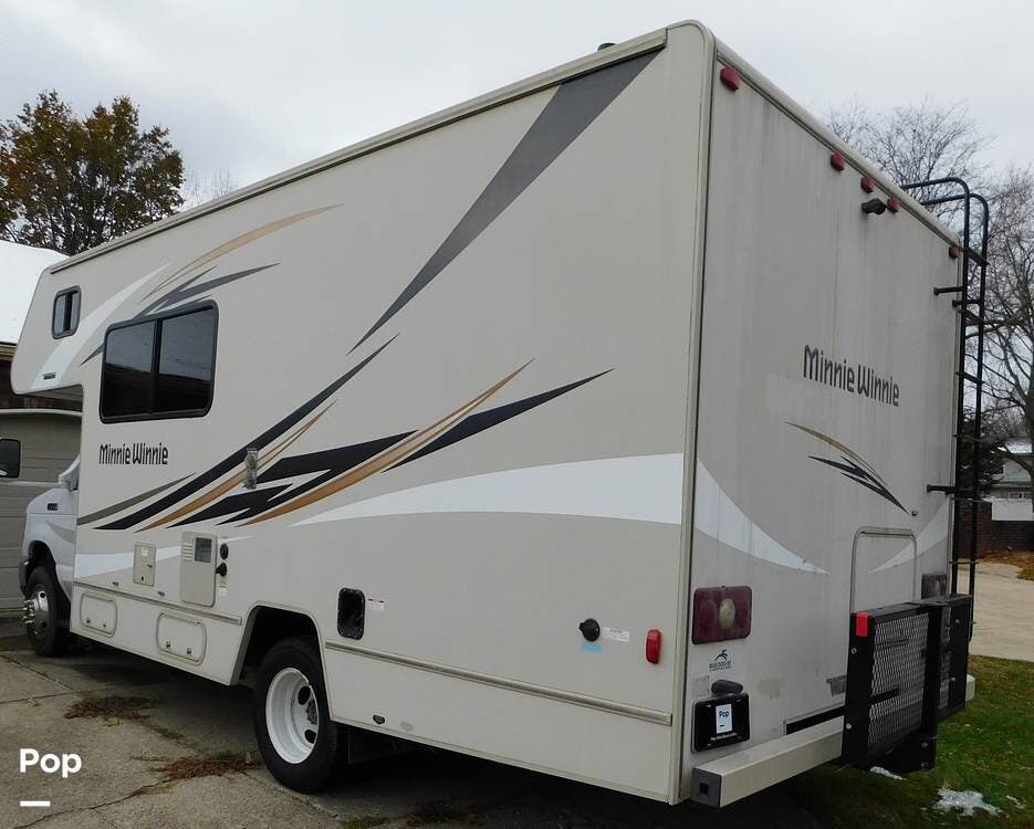 Used 2017 Winnebago Minnie Winnie 22R available in Strongsville, Ohio