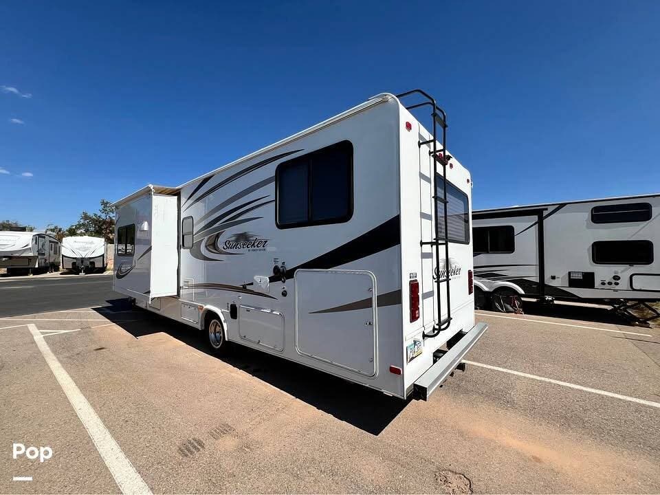 Contact us now about this 2015 Forest River Sunseeker 3170DS! 2015 Sunseeker 3170DS by Forest River from Pop RVs in Vail, Arizona