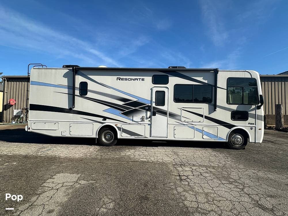 Call now about this 2024 Thor America Resonate 32B! 2024 Thor America Resonate 32B - Used Class A For Sale by Pop RVs in Columbia, South Carolina features Slideout, Air Conditioning, Awning, Generator