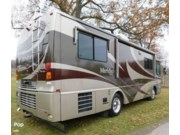 Used 2006 Itasca Meridian 32T available in North Ridgeville, Ohio
