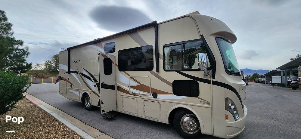 Call now about this 2017 Thor Motor Coach A.C.E. 30.2! 2017 Thor Motor Coach A.C.E. 30.2 - Used Class A For Sale by Pop RVs in Las Vegas, Nevada features Air Conditioning, Generator, Awning, Slideout