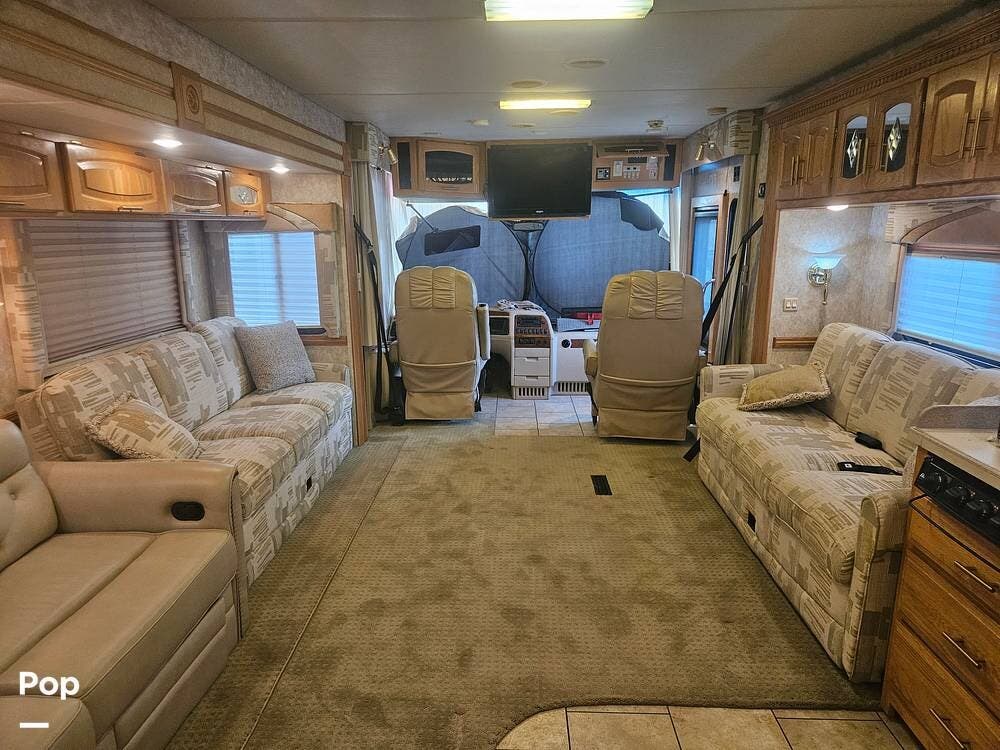 Used 2005 Newmar Dutch Star 4023 available in Kingsville, Texas