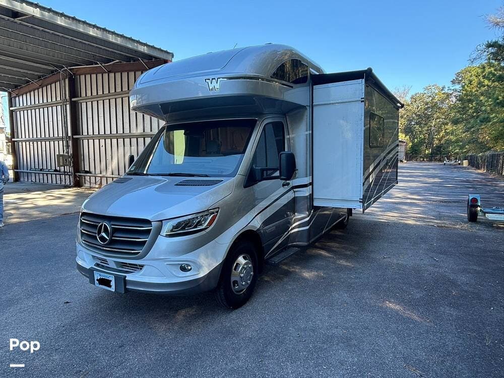 Contact us now about this 2022 Winnebago View 24D! 2022 View 24D by Winnebago from Pop RVs in Beaufort, South Carolina