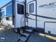 Contact us now about this 2022 Grand Design Reflection 303RLS! 2022 Reflection 303RLS by Grand Design from Pop RVs in Peletier, North Carolina
