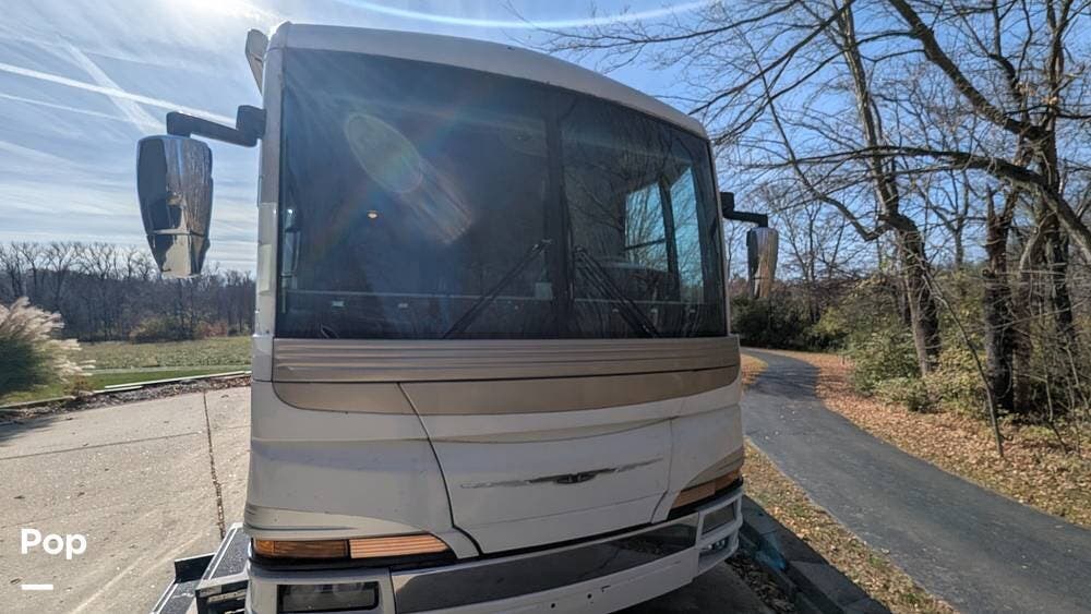 Contact us now about this 2000 American Coach American Heritage 45IS! 2000 American Heritage 45IS by American Coach from Pop RVs in Brownsburg, Indiana