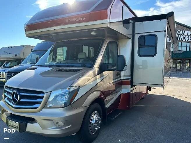 Call now about this 2018 Dynamax Corp Isata 3 SERIES 24 FW! 2018 Dynamax Corp Isata 3 SERIES 24 FW - Used Class C For Sale by Pop RVs in Belchertown, Massachusetts features Slideout, Air Conditioning, Leveling Jacks, Generator, Awning