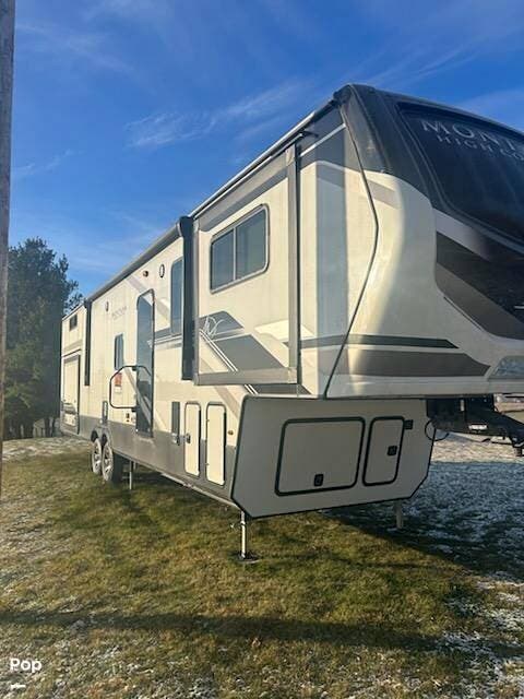 Used 2024 Keystone Montana 377fl available in Cresco, Iowa