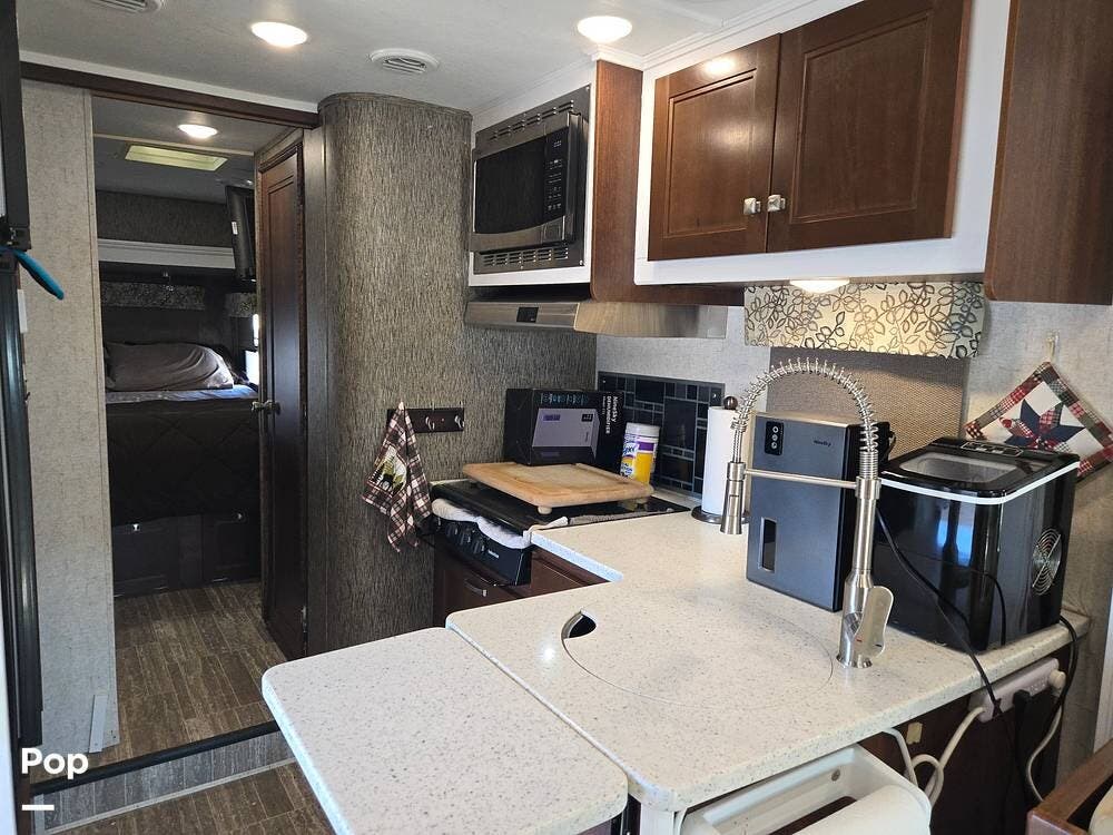 Contact us now about this 2018 Forest River Forester 2801 QS! 2018 Forester 2801 QS by Forest River from Pop RVs in Saint Petersburg, Florida