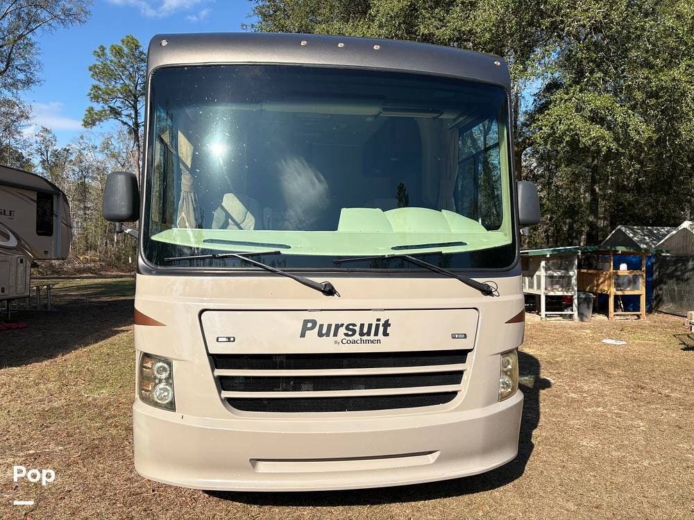Call now about this 2017 Coachmen Pursuit 27 KBP! 2017 Coachmen Pursuit 27 KBP - Used Class A For Sale by Pop RVs in Gordon, Alabama features Air Conditioning, Leveling Jacks, Awning, Generator, Slideout