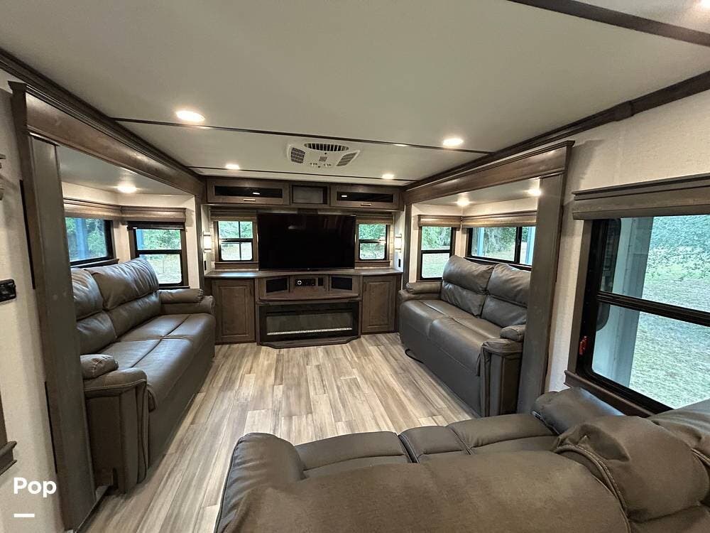 Contact us now about this 2021 Alliance RV Paradigm 365RD! 2021 Paradigm 365RD by Alliance RV from Pop RVs in Williston, Florida