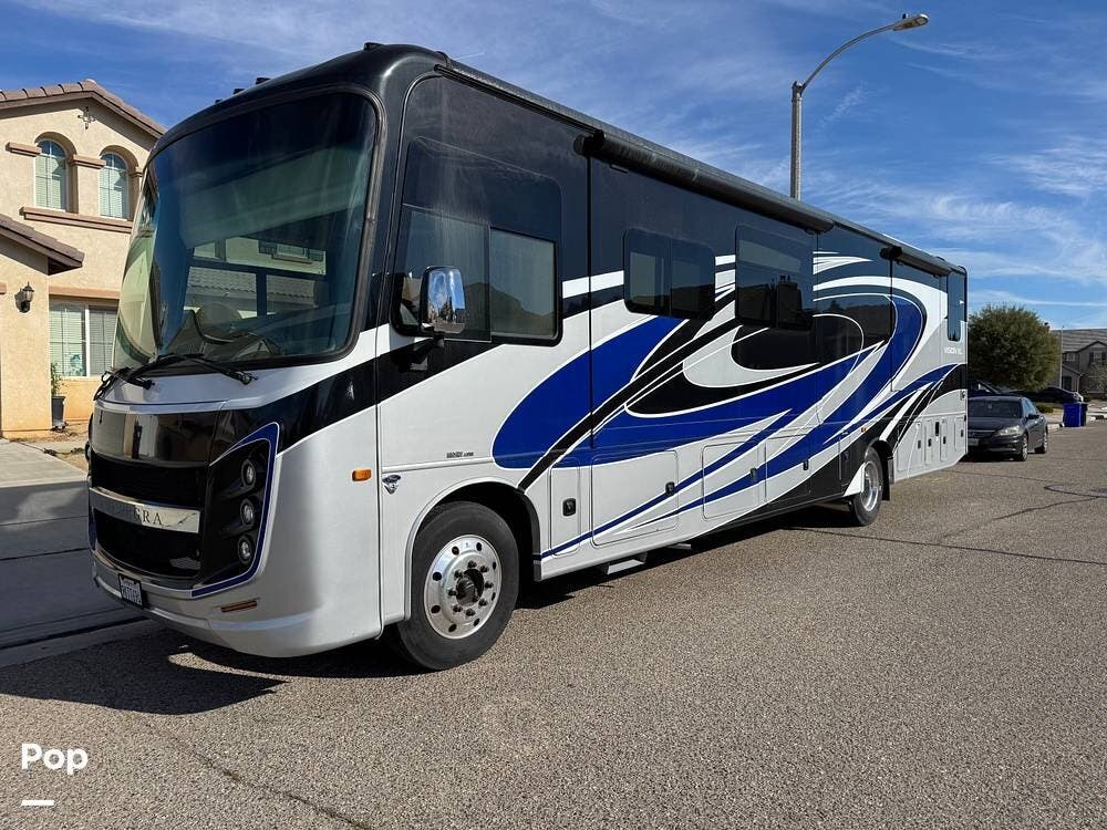 Call now about this 2022 Entegra Coach Vision 36A! 2022 Entegra Coach Vision 36A - Used Class A For Sale by Pop RVs in Victorville, California features Awning, Air Conditioning, Slideout, Leveling Jacks, Generator
